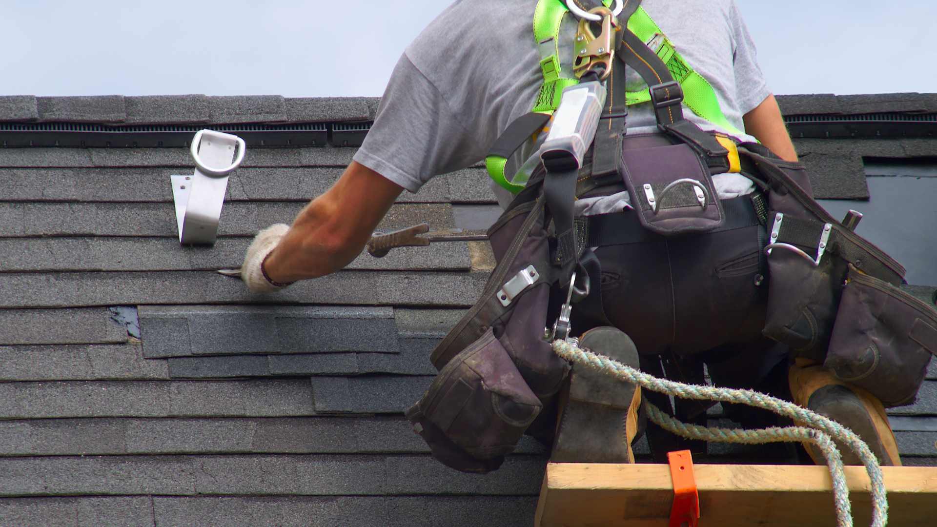 Roof Cleaning in Dearborn, MI